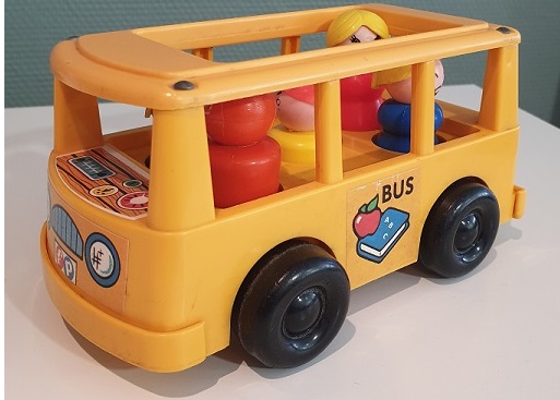 BUS JAUNE